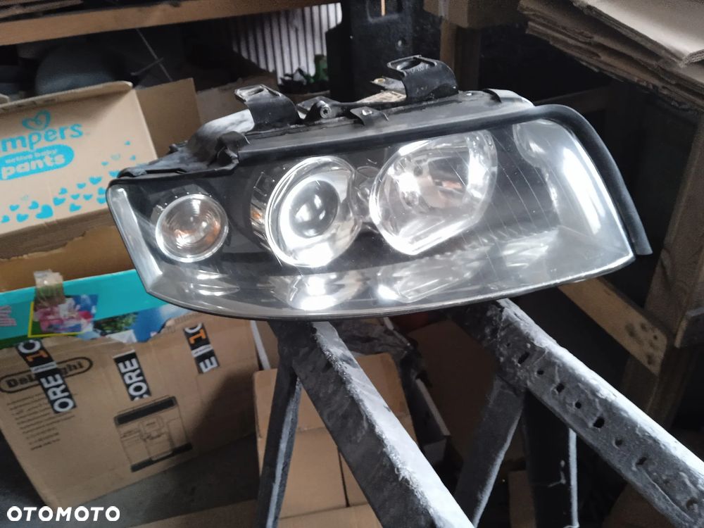 LAMPA PRZÓD PRAWA XENON AUDI A4 B6 8E0941004C 8E0990008C 89305780 - 1