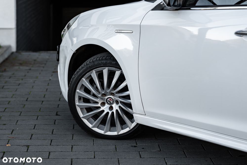 Alfa Romeo Giulietta 1.6 JTDM Sport - 12