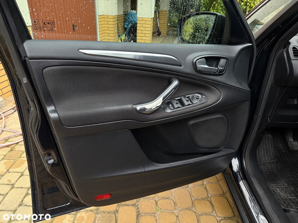 Ford S-Max 2.0 TDCi DPF Trend - 14