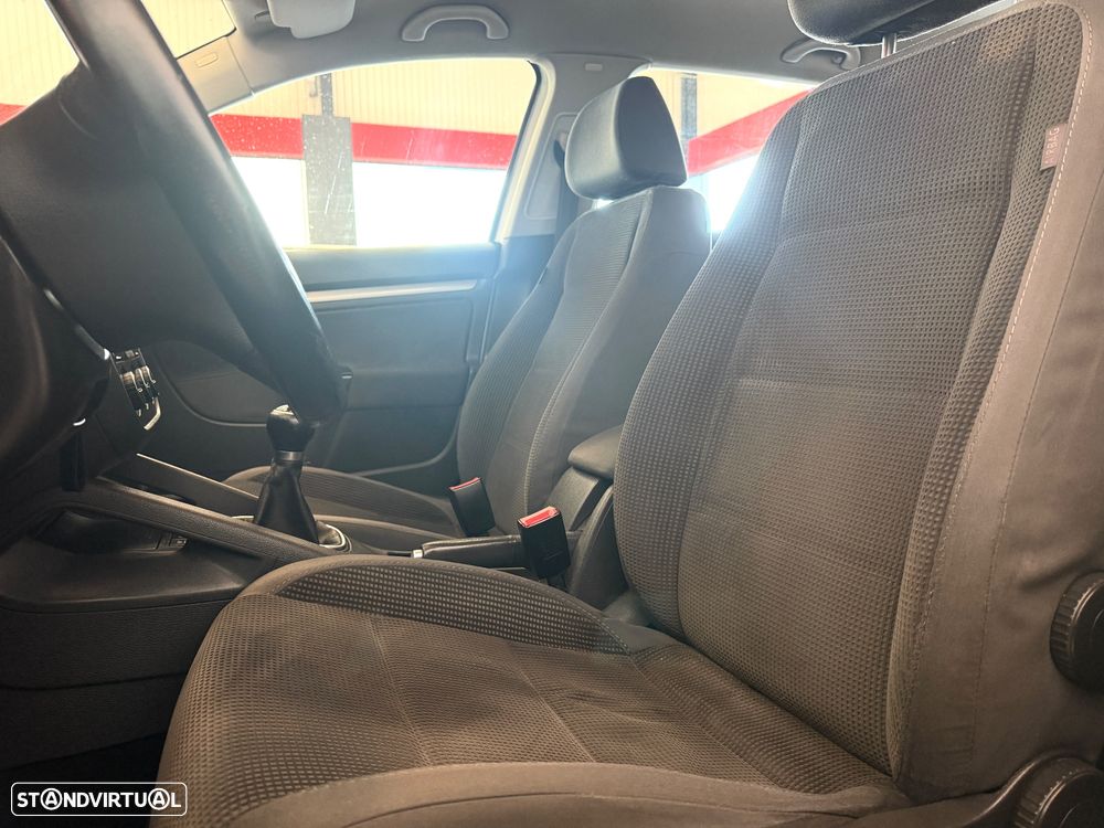 VW Golf Variant 1.9 TDi BlueM Confortline - 6