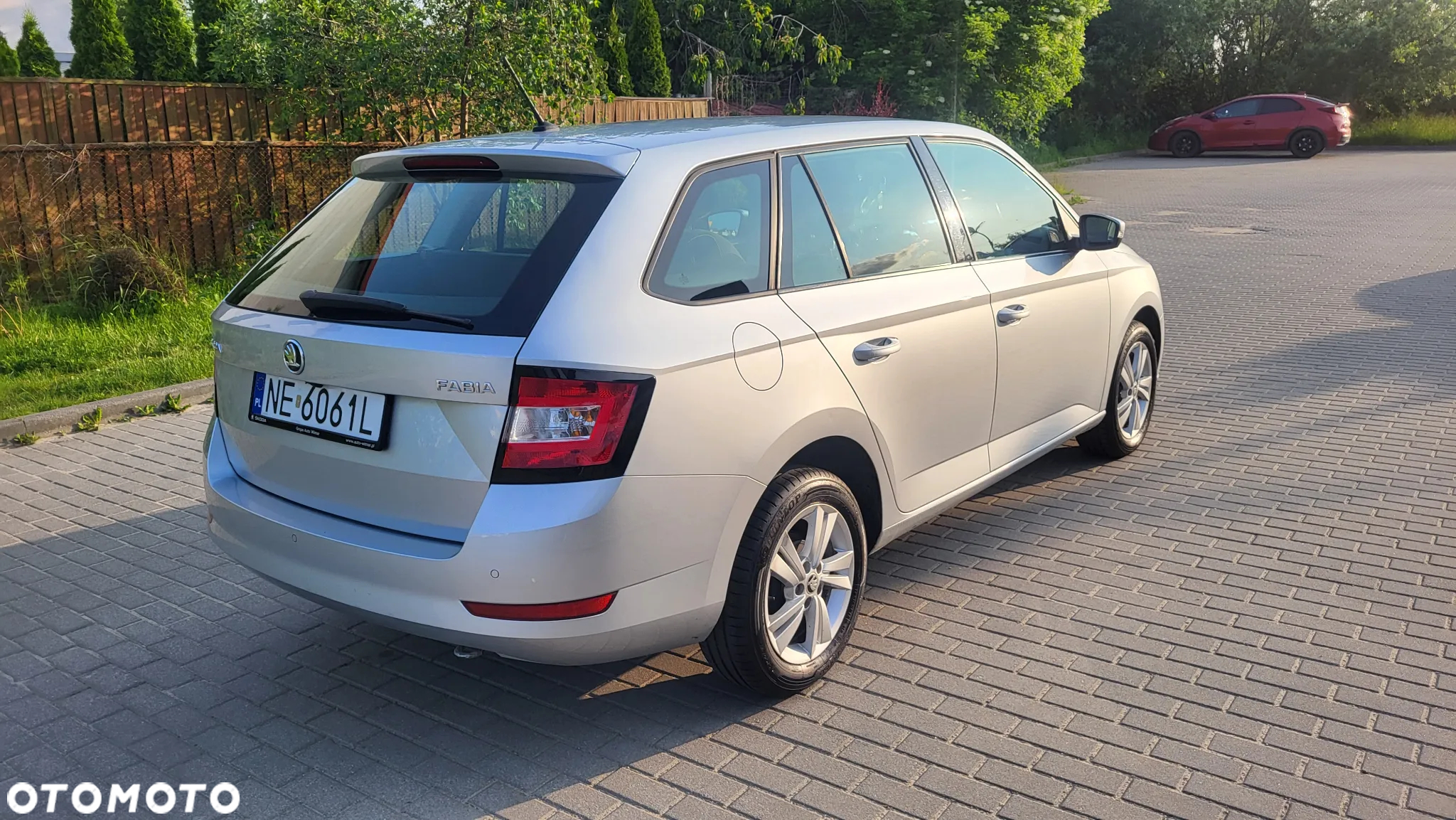 Skoda Fabia 1.0 TSI Ambition Plus - 4