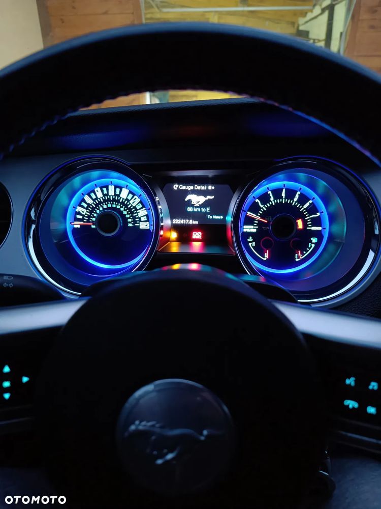 Ford Mustang 3.7 V6 Premium - 19