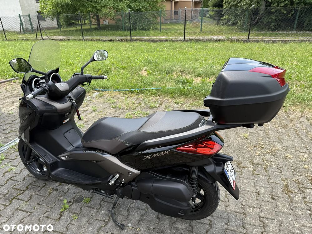 Yamaha X-max - 8