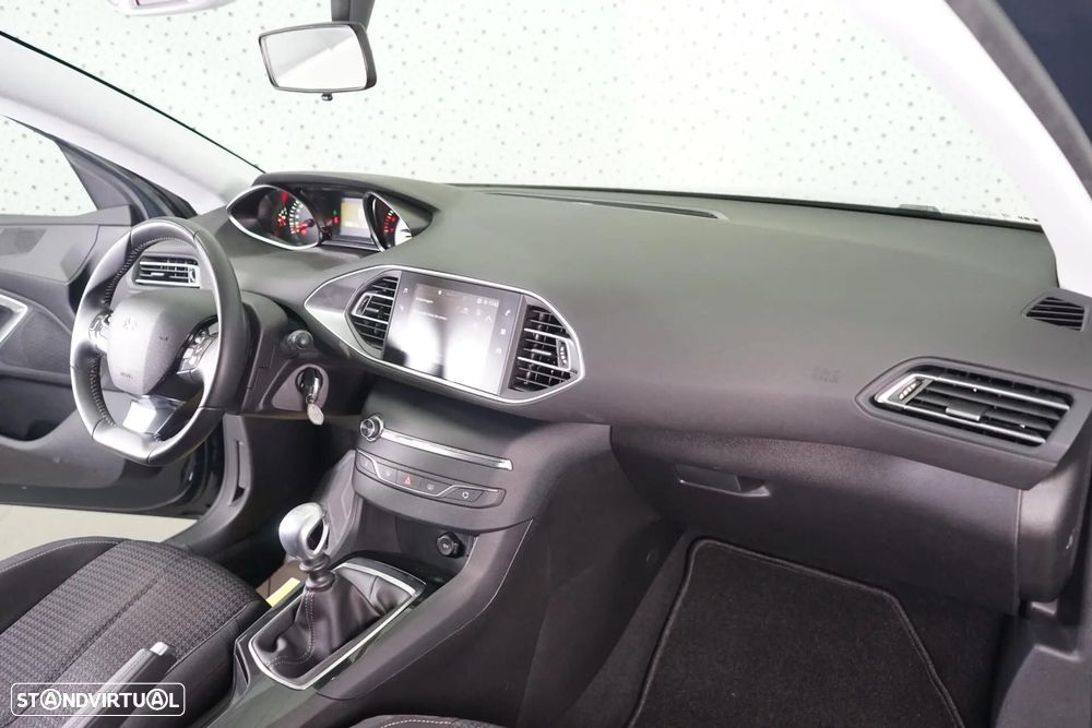 Peugeot 308 1.2 PureTech Active - 16