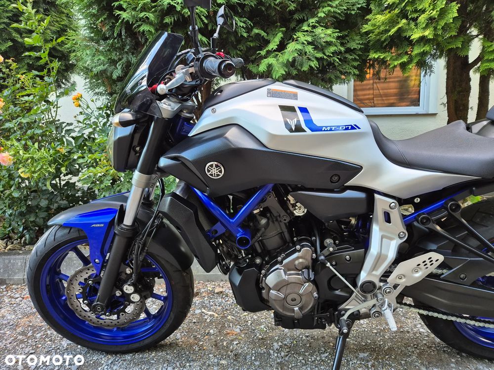 Yamaha MT - 9