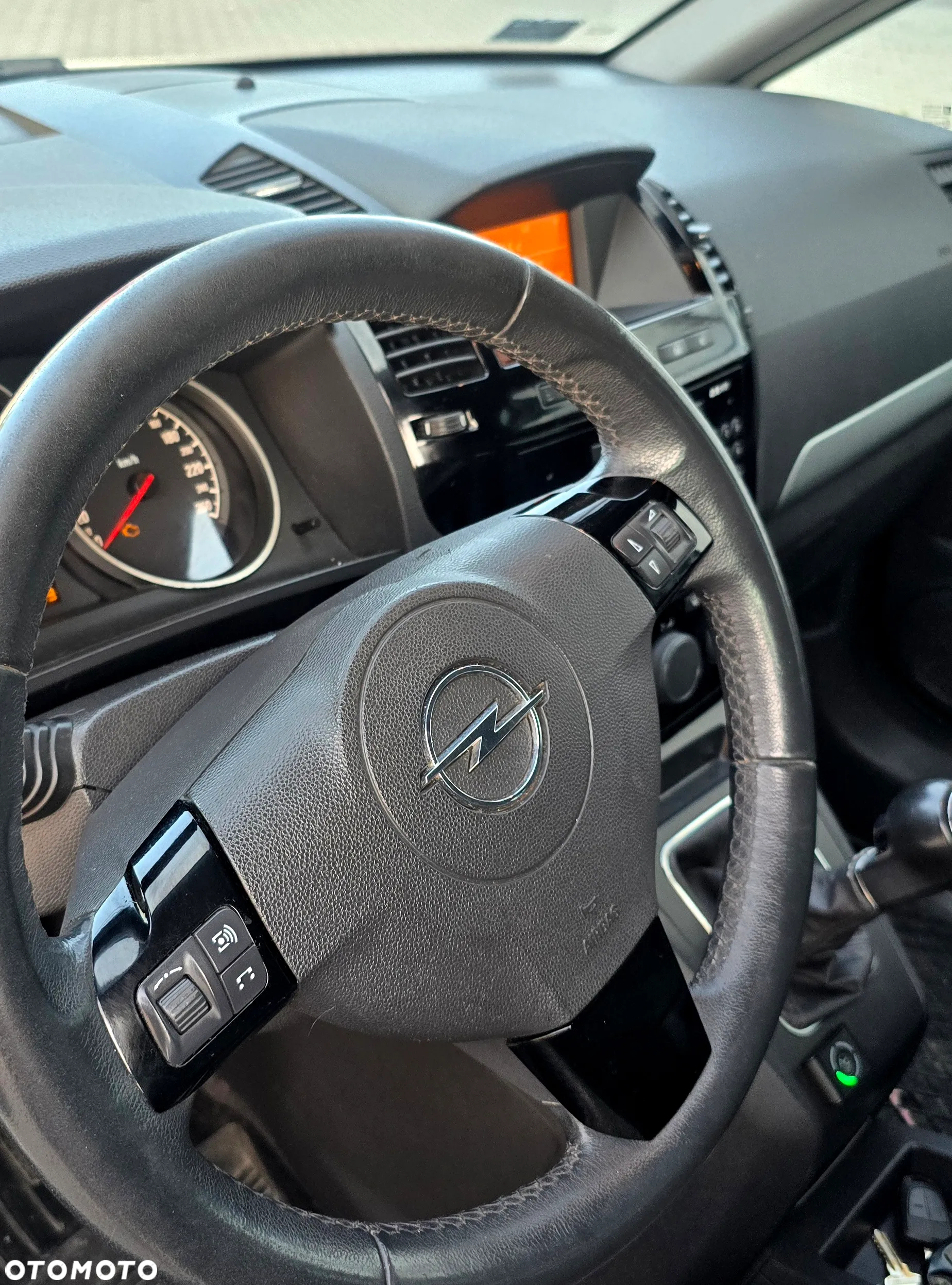 Opel Zafira 1.8 Cosmo EU5 - 10