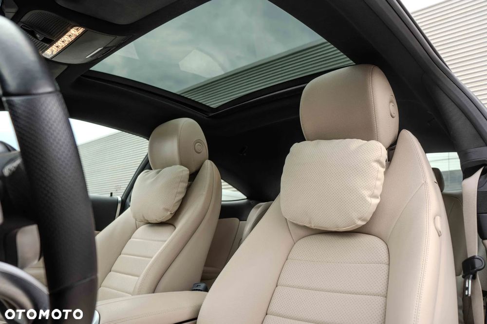 Mercedes-Benz Klasa C 200 4MATIC 9G-TRONIC - 15