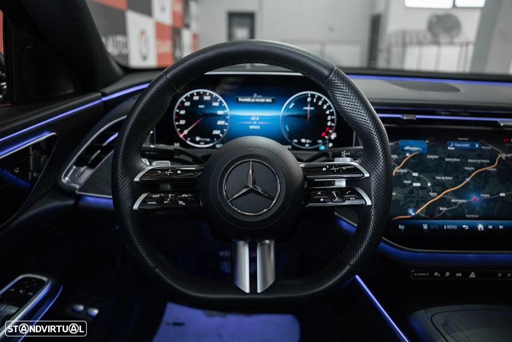 Mercedes-Benz E 300 e - 12