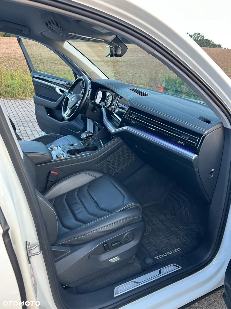 Volkswagen Touareg 3.0 V6 TDI SCR 4Mot Elegance - 12