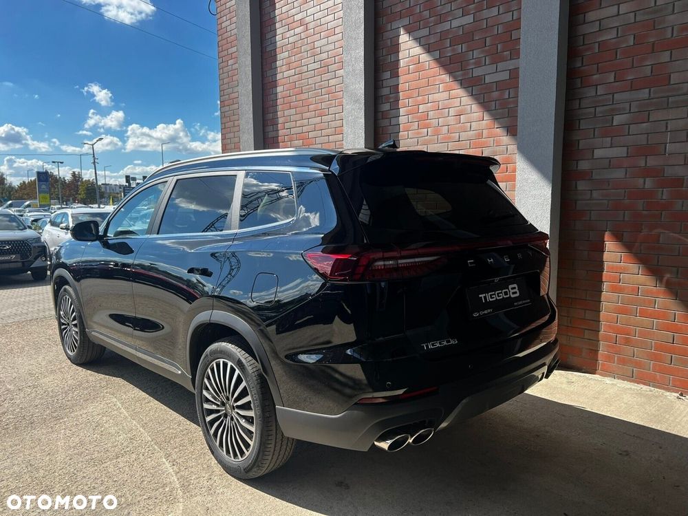 Chery Tiggo 8 1.6 T-GDI Prestige DCT - 8
