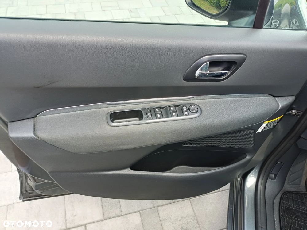 Peugeot 5008 - 18