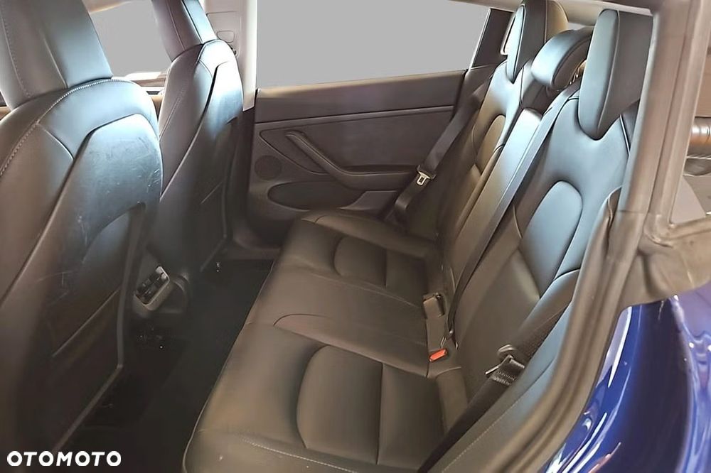 Tesla Model 3 Premium Langstreckenbatterie AWD Dual Motor - 13