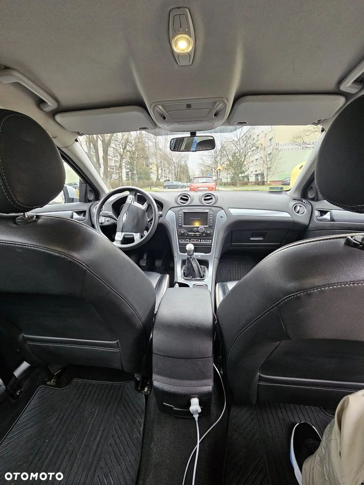 Ford Mondeo 2.0 Trend - 6