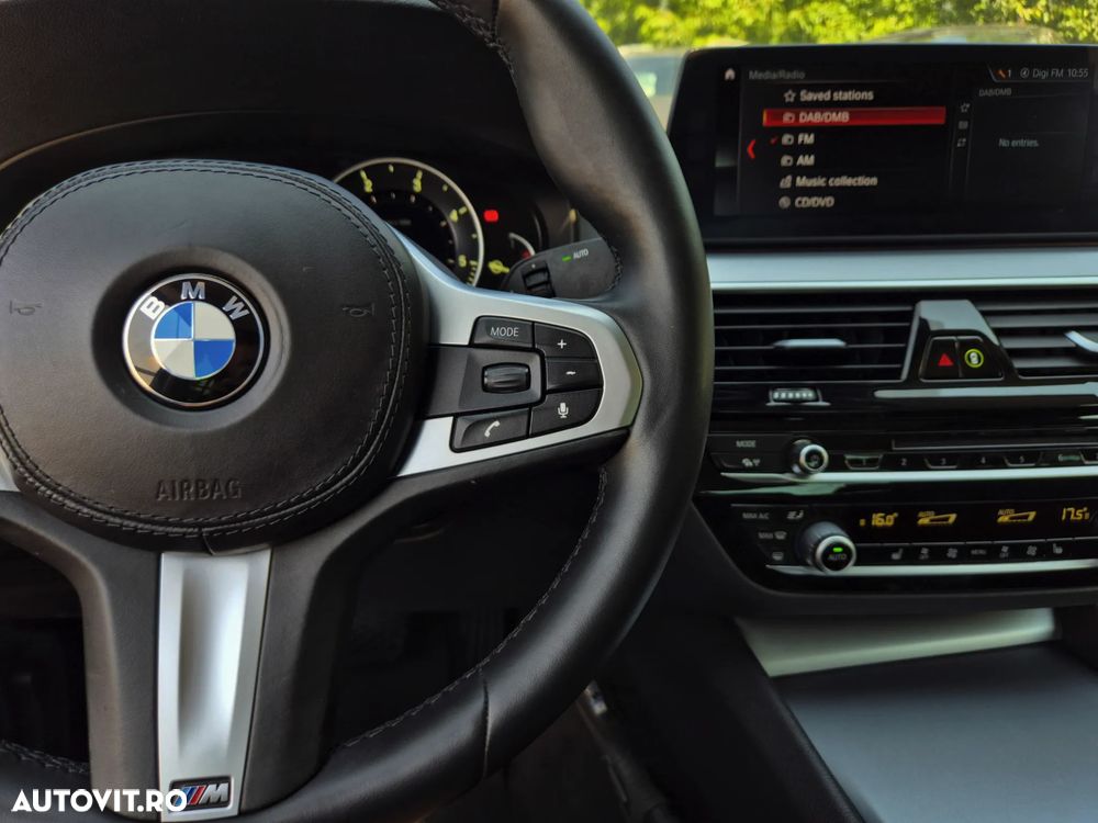 BMW Seria 5 520d Efficient Dynamics Edition Aut. Sport Line - 19