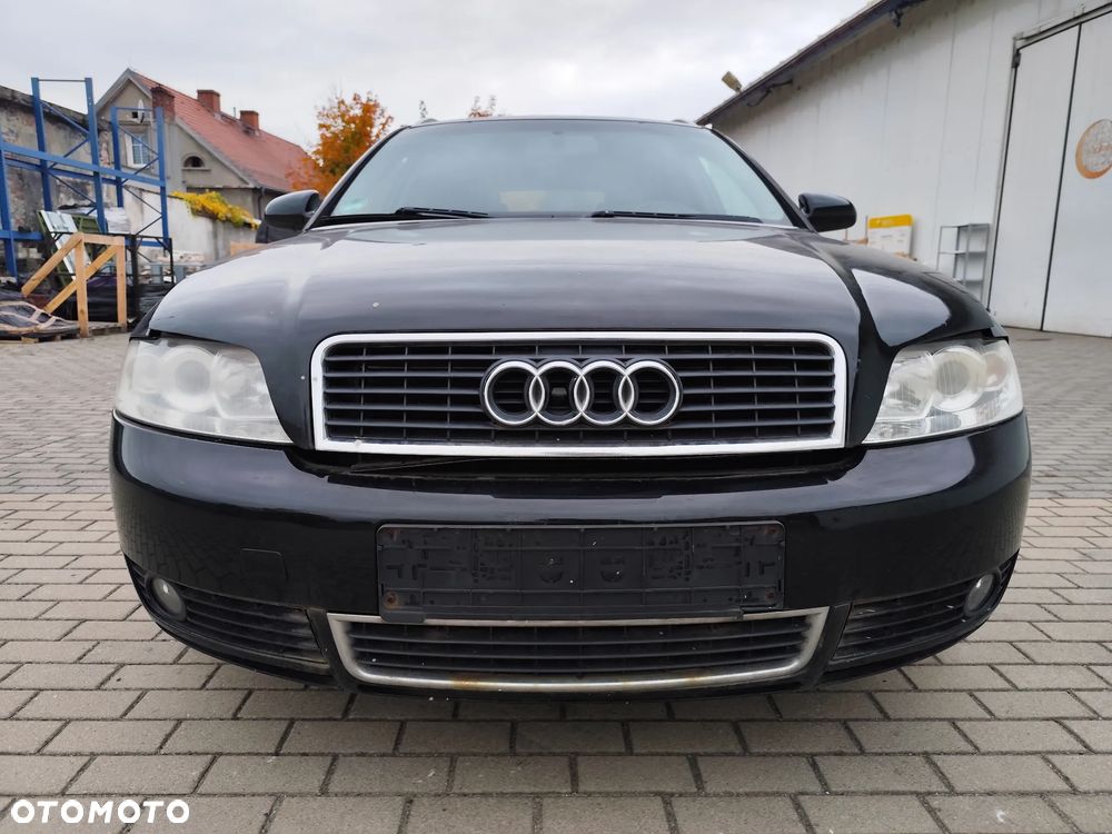Audi A4 Avant 2.4 - 30