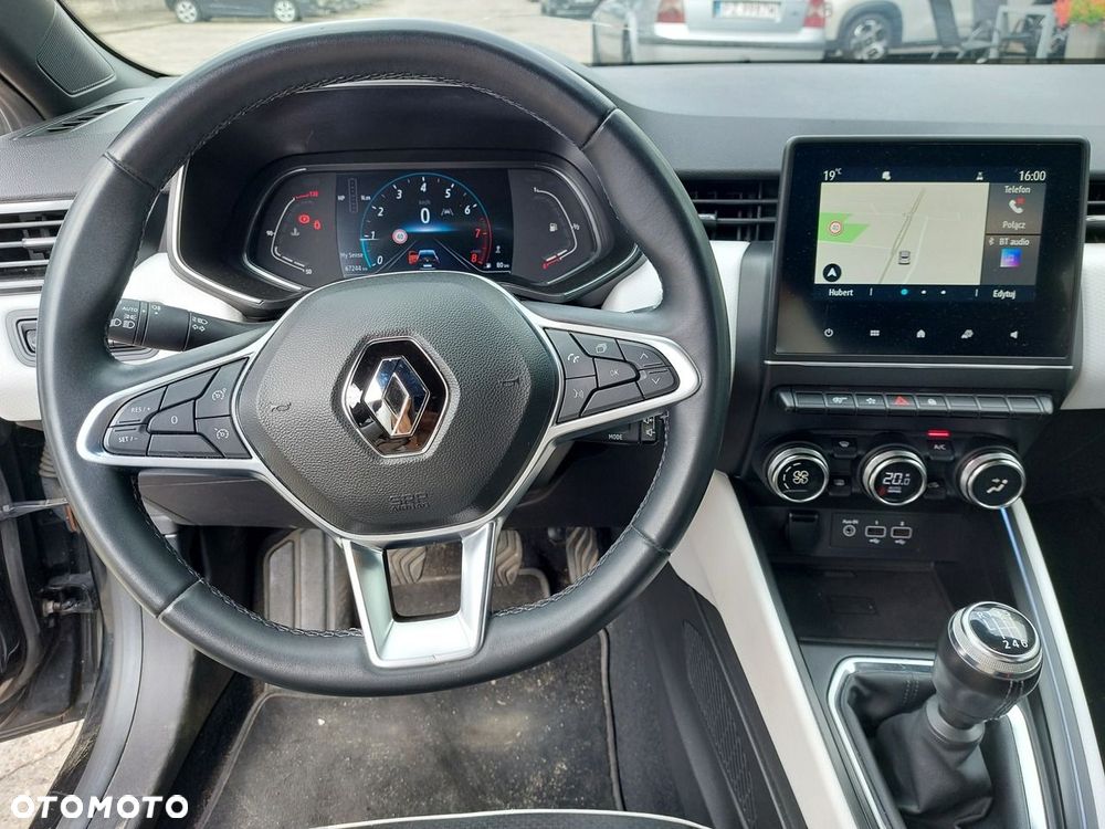 Renault Clio - 26