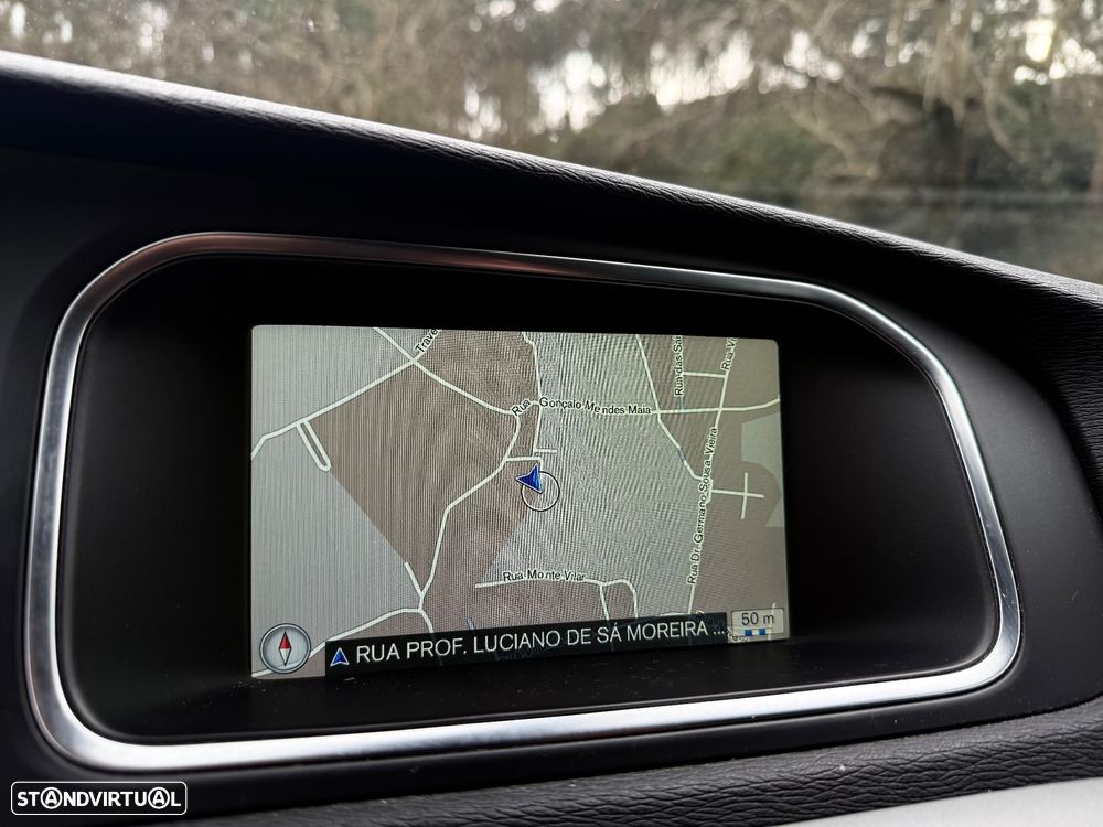 Volvo V40 1.6 D2 Momentum Eco - 10