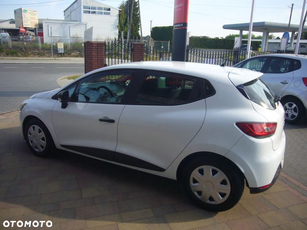 Renault Clio 1.5 dCi Alize - 10