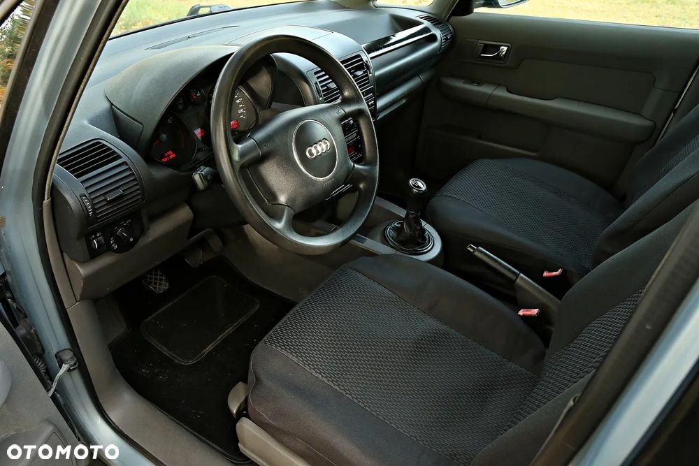 Audi A2 1.4 - 6