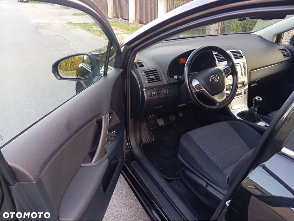Toyota Avensis 1.8 Sol plus - 5