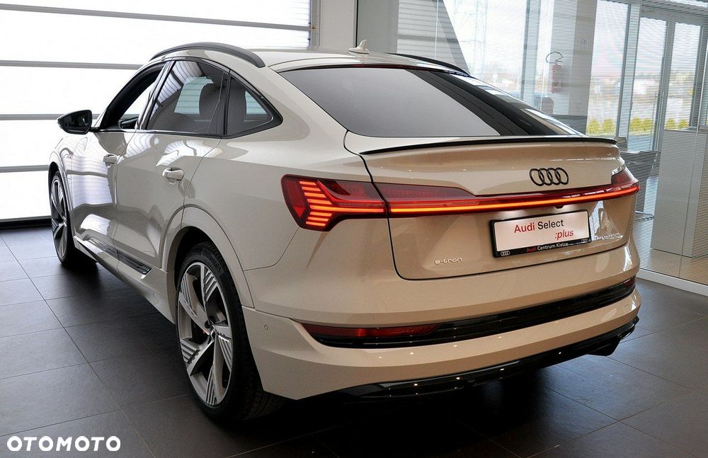 Audi e-tron Sportback - 3