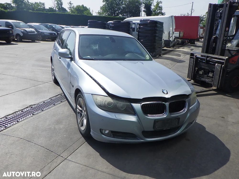 Dezmembrez BMW Seria 3 ,E91 ,an 2010 , cod motor N47D20A - 2