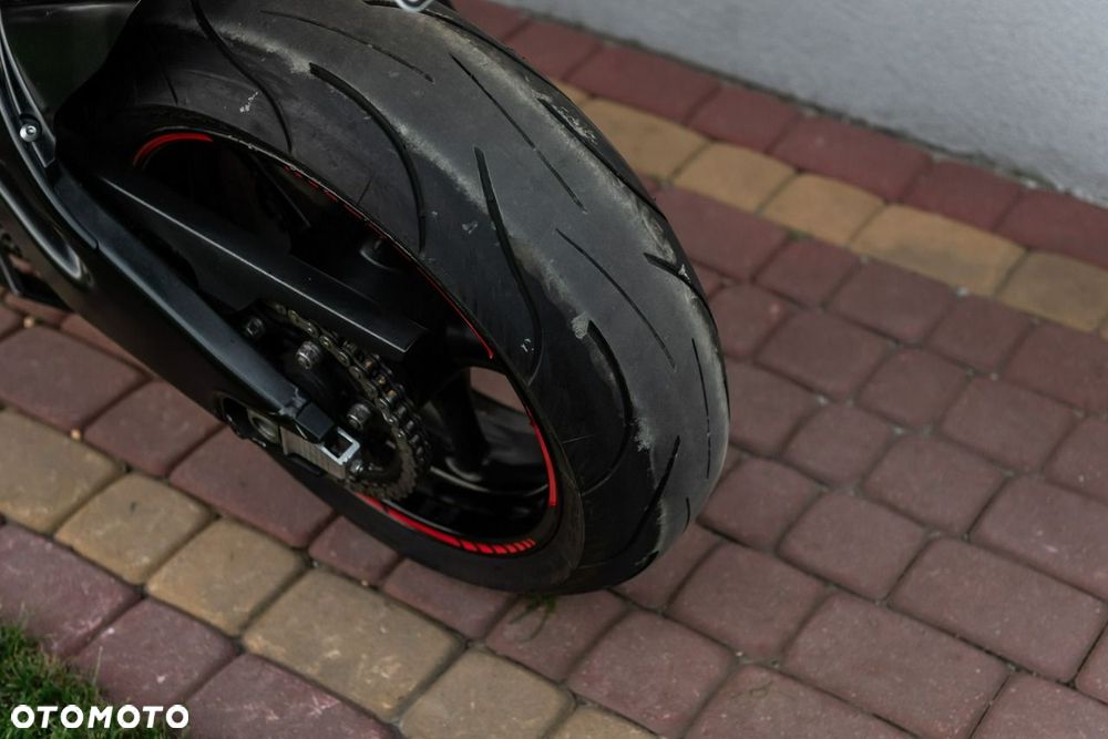 Yamaha R6 - 8