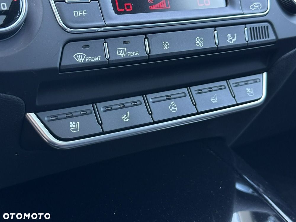 Kia Sorento 2.2 CRDi AWD GT Line - 30