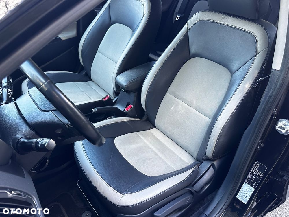 Kia Rio 1.4 CRDi 90 Platinum Edition - 21