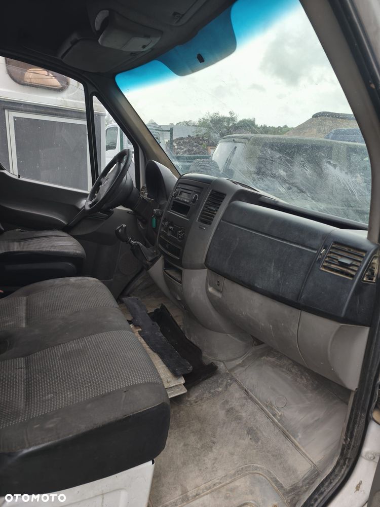 Mercedes-Benz Sprinter 906.255 - 6