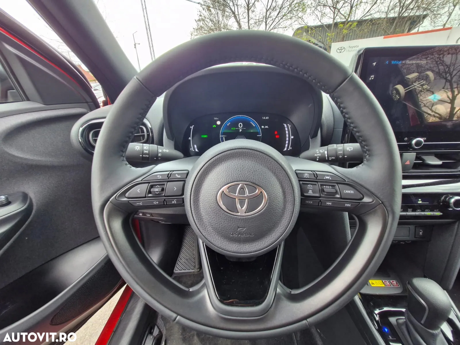 Toyota Yaris Cross 1.5 VVT-i HSD 116 4x2 HEV Dynamic - 16