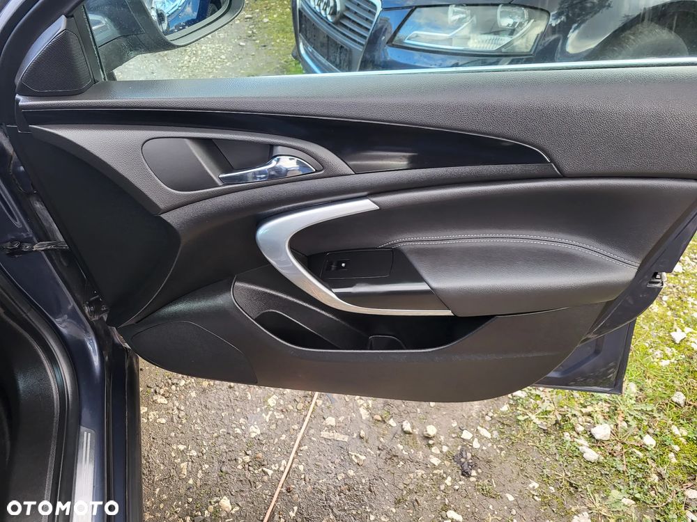 Opel Insignia 1.6 Turbo Sports Tourer Cosmo - 20