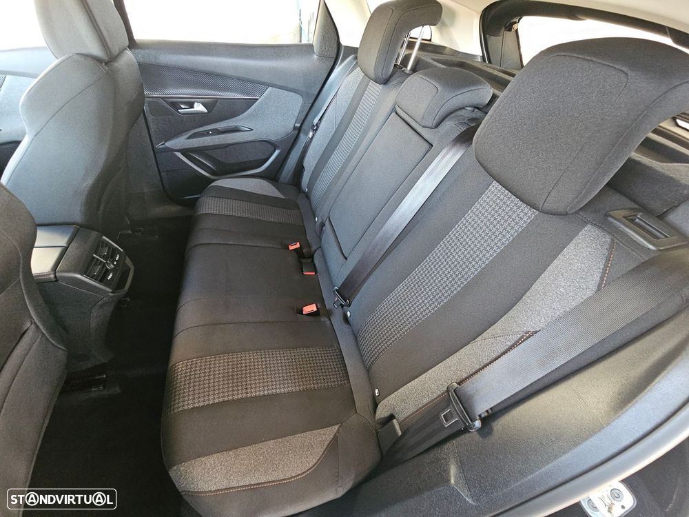 Peugeot 3008 PureTech 130 Stop & Start GPF EAT8 Active - 23