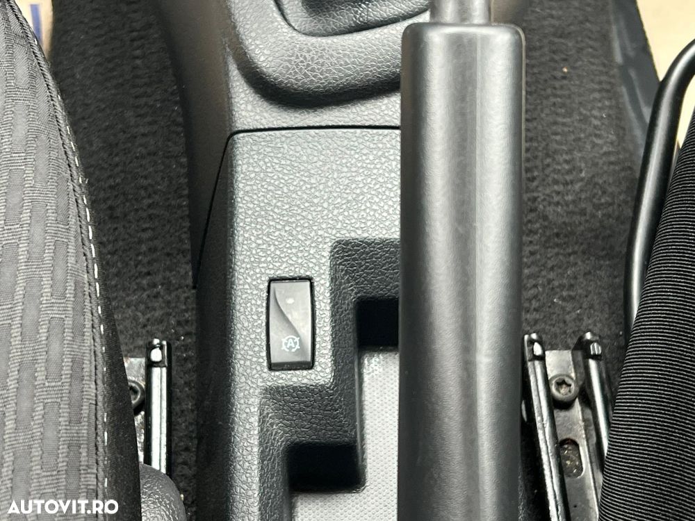 Dacia Logan 0.9 TCe Laureate - 16