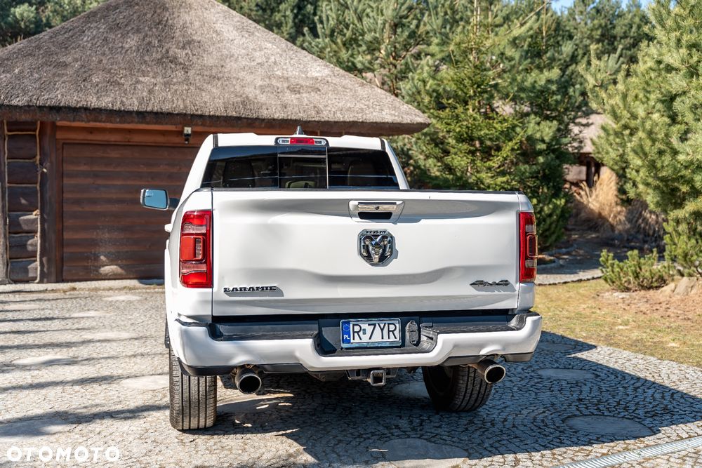 Dodge RAM 1500 5.7 4x4 - 21