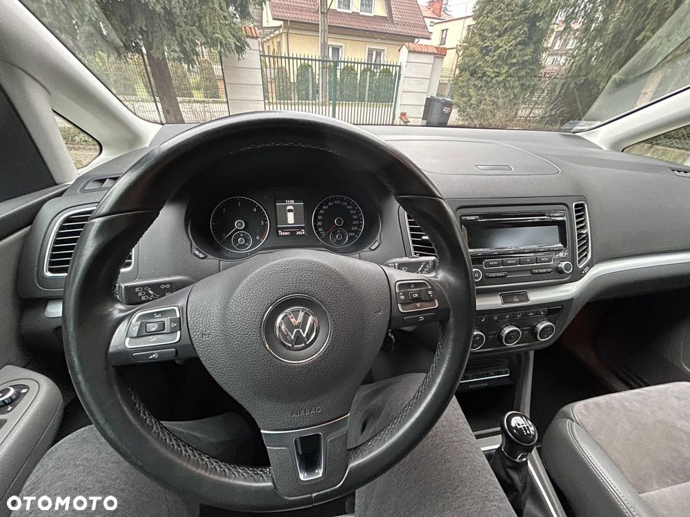 Volkswagen Sharan 2.0 TDI Highline - 15