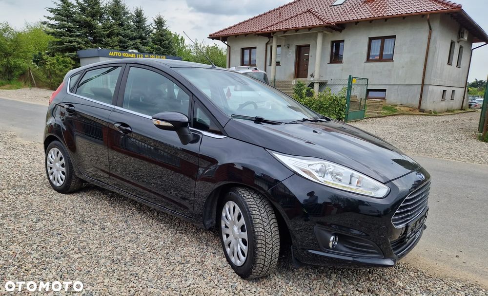 Ford Fiesta 1.6 TDCi DPF Titanium - 9
