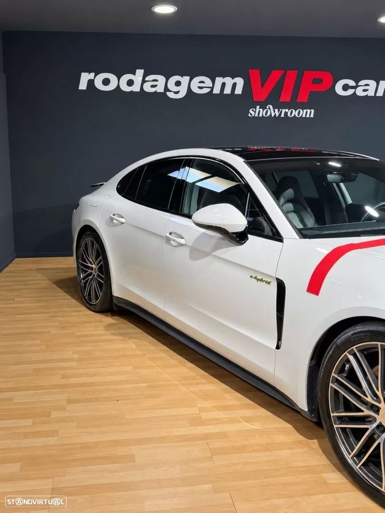 Porsche Panamera 4 E-Hybrid foto 3