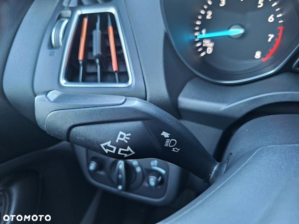 Ford Kuga - 21