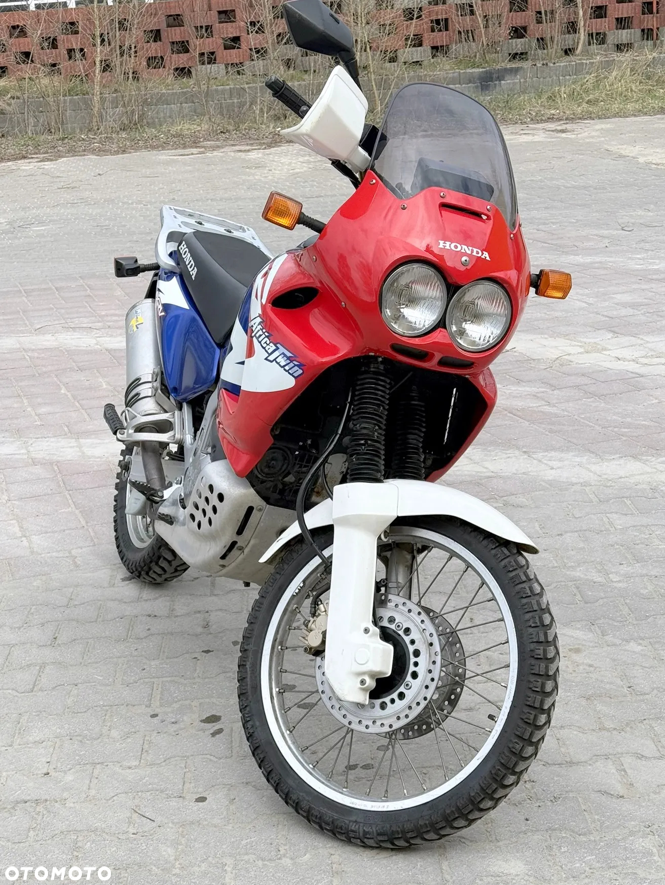Honda XRV - 3