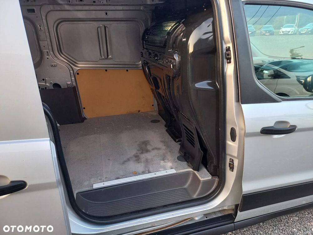 Ford Transit Connect - 11
