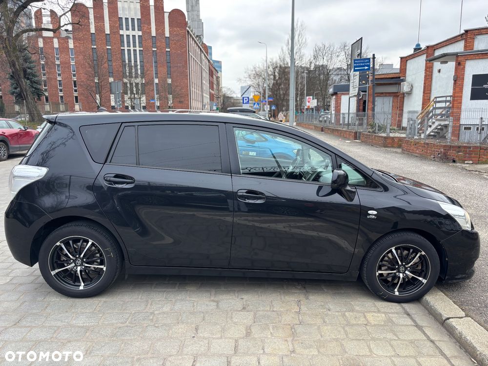 Toyota Verso 2.2 D-CAT Sol Plus 7os - 6