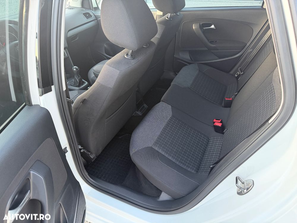 Volkswagen Polo 1.4 TDI CR Comfortline - 5