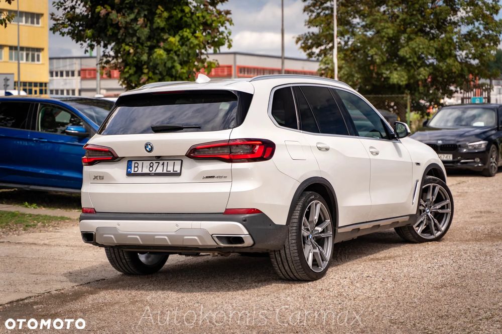 BMW X5 xDrive45e - 8