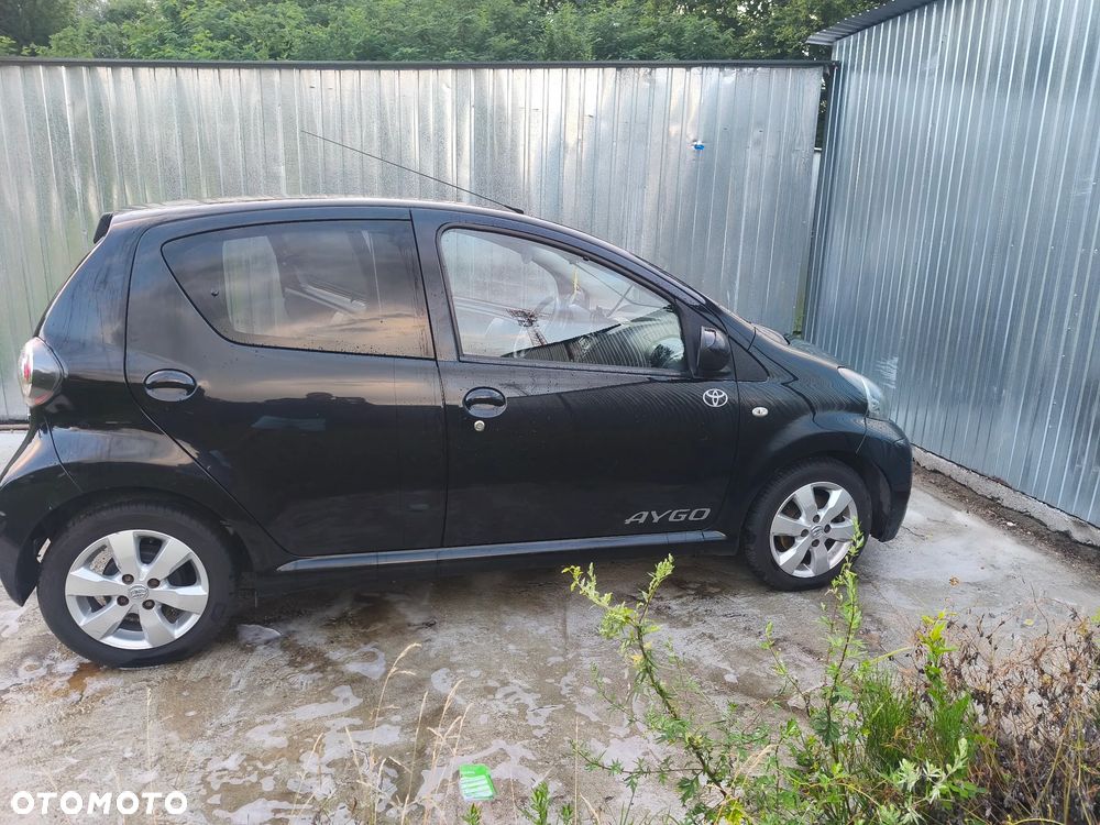 Toyota Aygo - 4