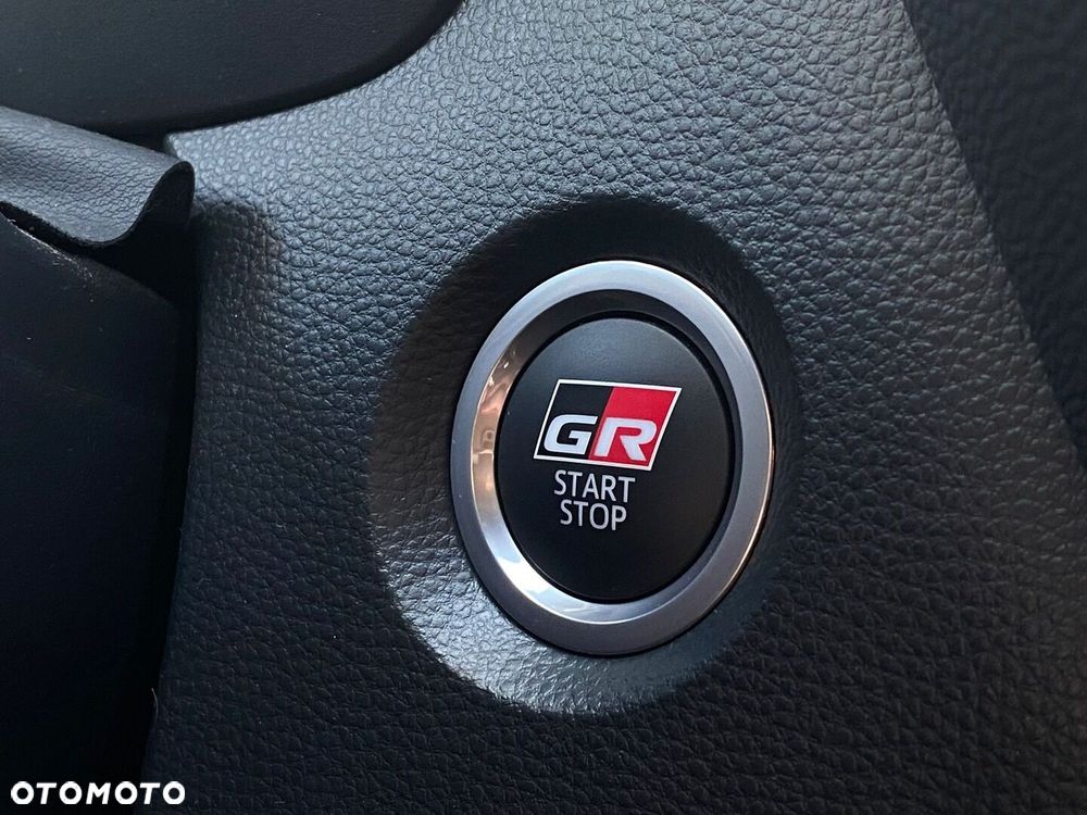 Toyota Corolla 2.0 Hybrid GR Sport - 32