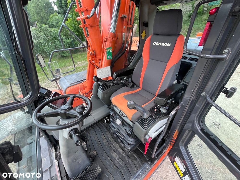 Doosan DX140W-3 - 26