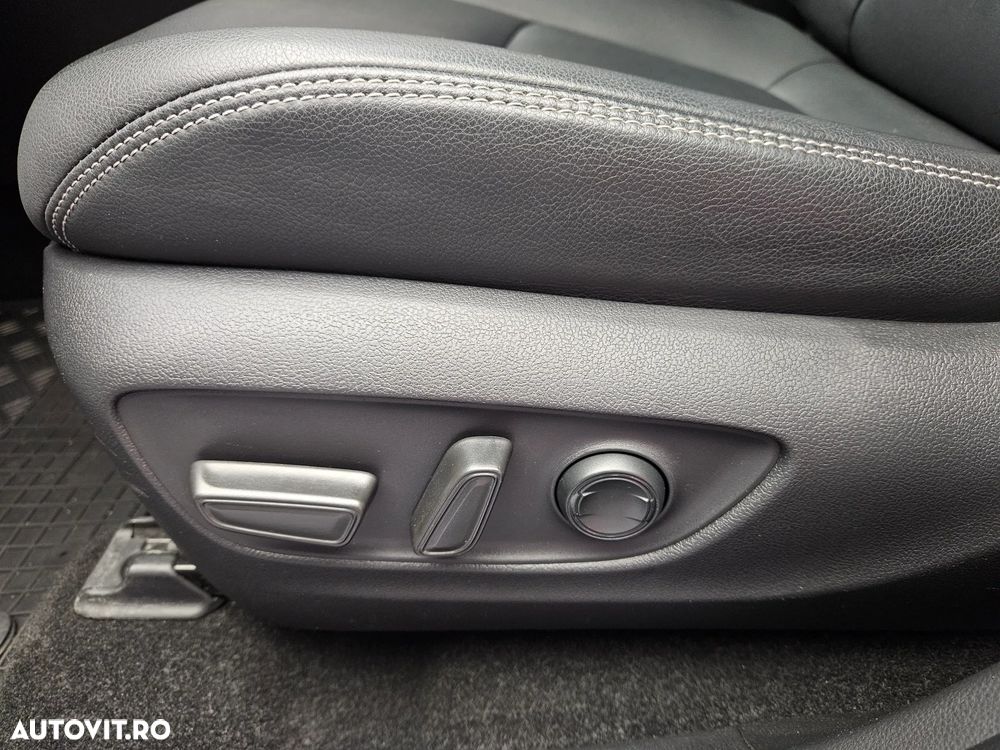 Toyota RAV4 2.5 VVT-iE 4x4 Luxury - 31