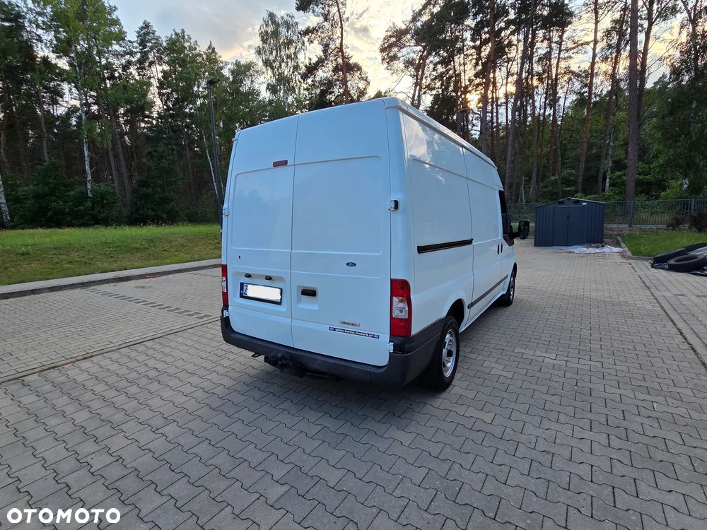 Ford Transit - 18