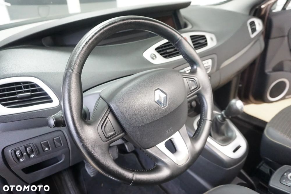 Renault Scenic dCi 110 Expression - 17